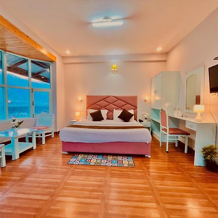 Hadimba Hill View By Hadimba Palace, Manali - Premium Room ! Family Hotel ! Parking ! Near Hadimba Temple Esterno foto