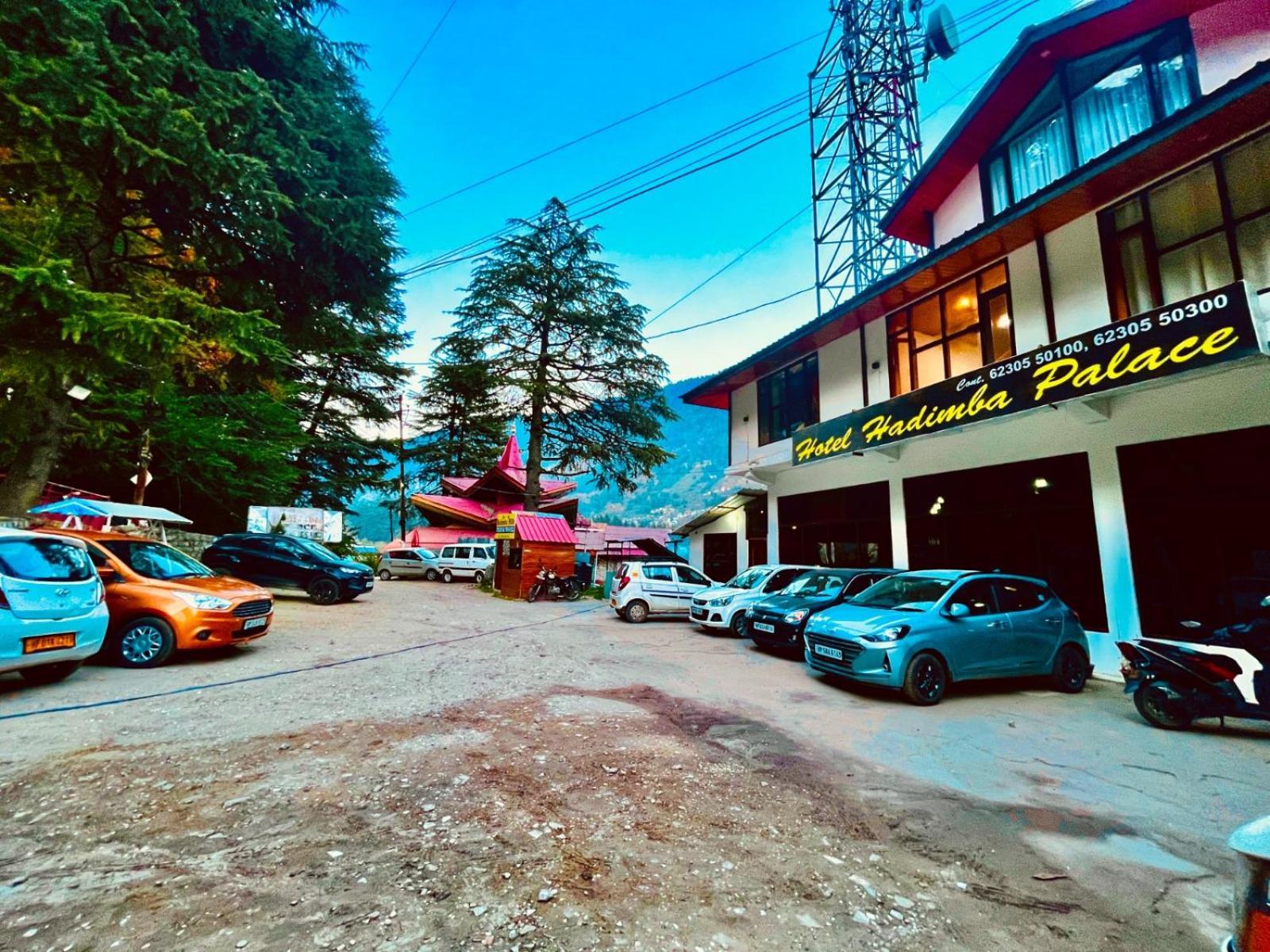 Hadimba Hill View By Hadimba Palace, Manali - Premium Room ! Family Hotel ! Parking ! Near Hadimba Temple Esterno foto