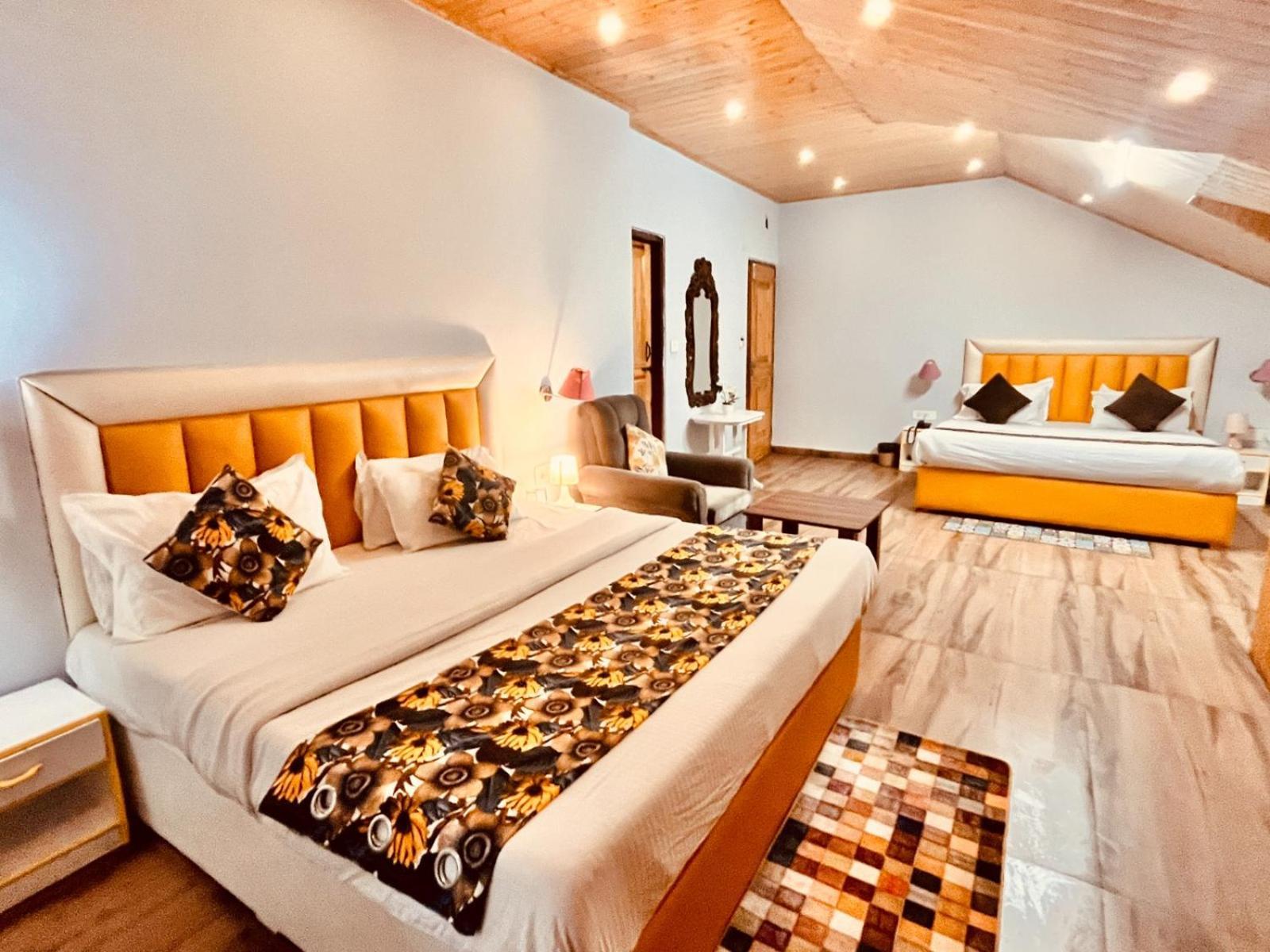 Hadimba Hill View By Hadimba Palace, Manali - Premium Room ! Family Hotel ! Parking ! Near Hadimba Temple Esterno foto