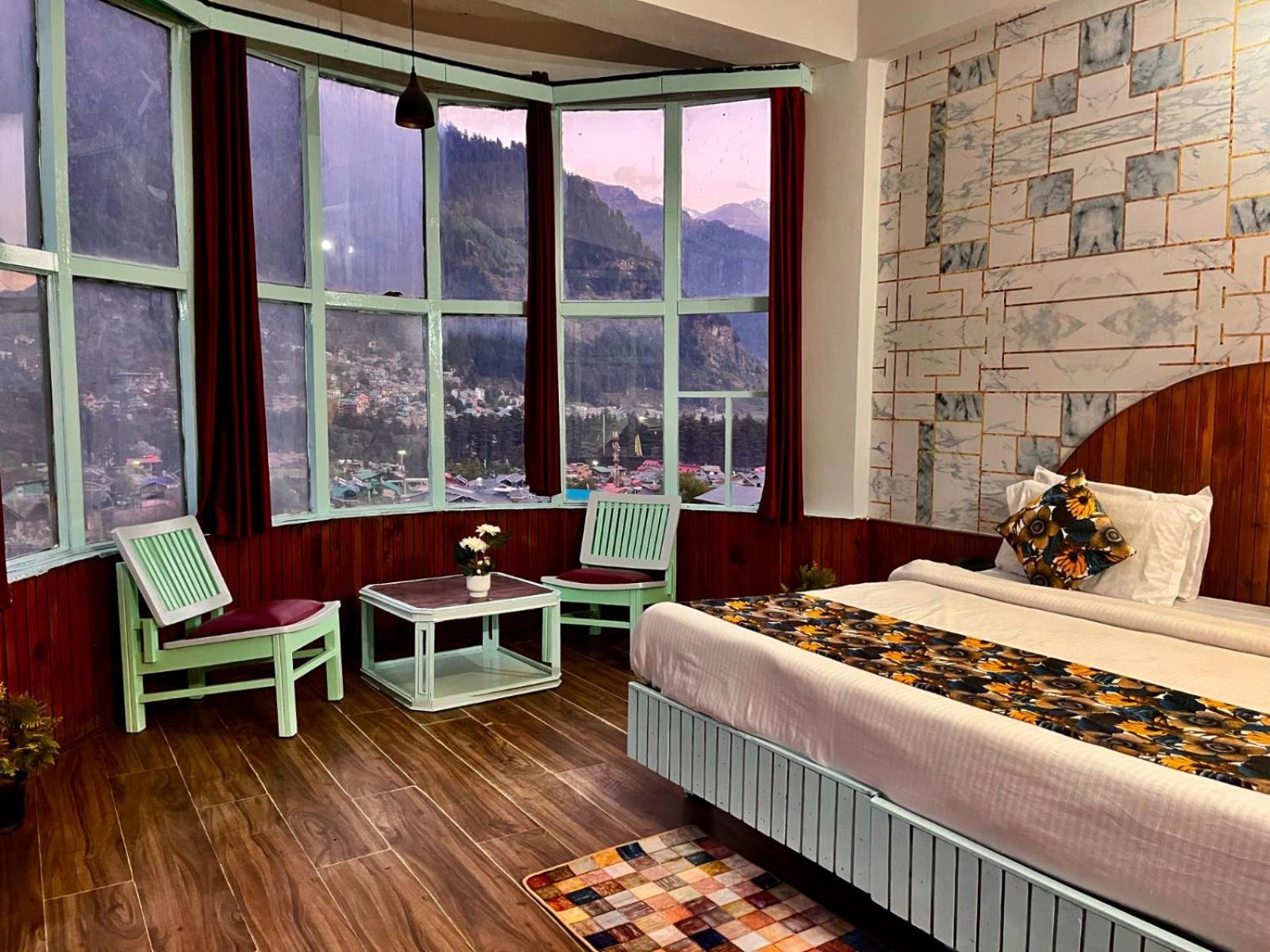 Hadimba Hill View By Hadimba Palace, Manali - Premium Room ! Family Hotel ! Parking ! Near Hadimba Temple Esterno foto
